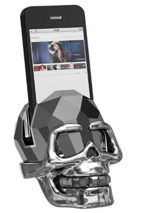 محطة قابس لآيفون 4 و4 أس من Swarovski 